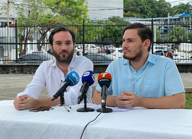 Noticia Radio Panamá | Diputados independientes aseguran que no se reelegirán para 2024
