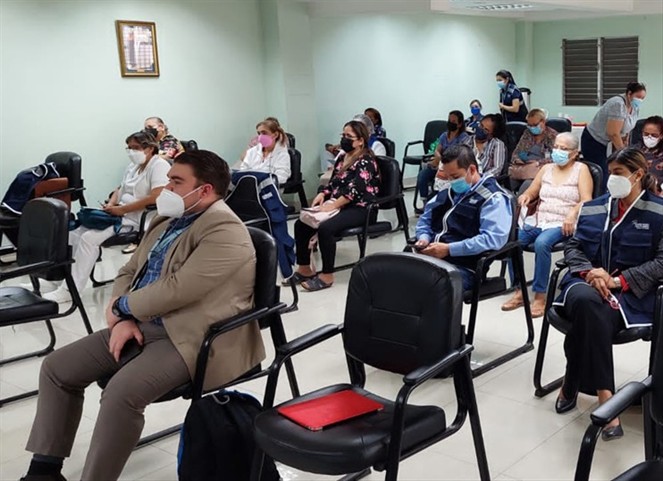 Noticia Radio Panamá | Nuevo representante de pacientes afectados por dietilenglicol será electo por quienes estén certificados