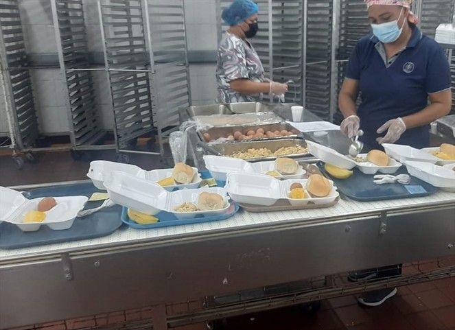 Noticia Radio Panamá | Verifican calidad de alimentos suministrados en el Complejo Hospitalario Arnulfo Arias Madrid