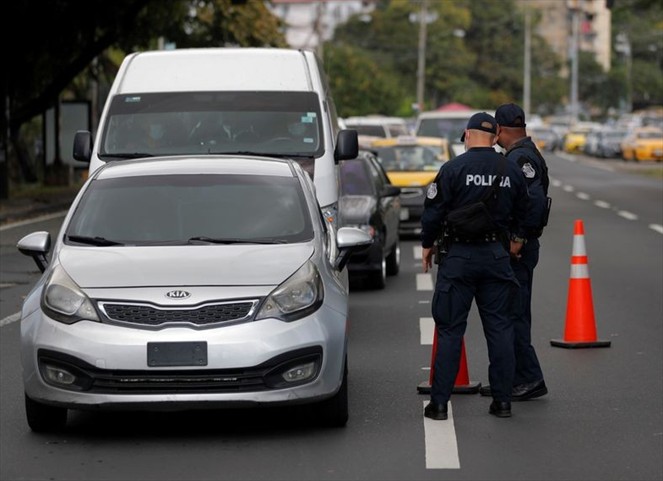 Noticia Radio Panamá | Analizan suspender de por vida la licencia de conducir a personas que incurran por tercera vez en alcoholemia