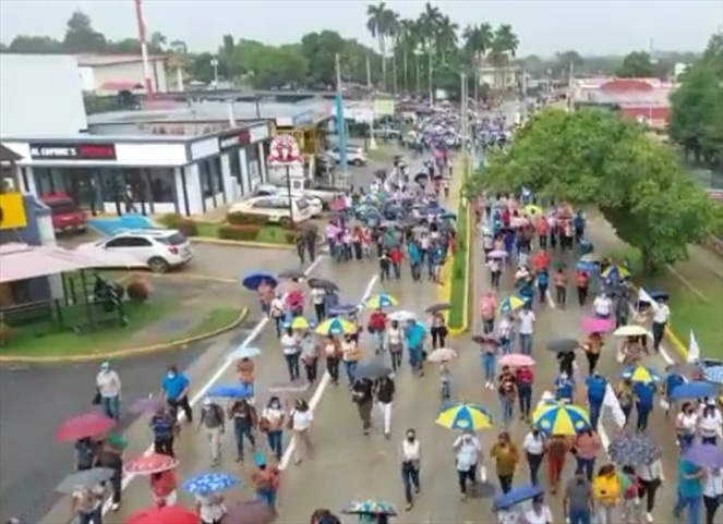Noticia Radio Panamá | Gremios y sindicatos se toman las calles del país en contra del alto costo de la vida y de la administración PRD