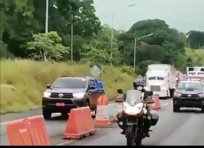 Noticia Radio Panamá | Más de 3 mil vehículos logran viajar desde Chiriqúi para abastecer de alimento a Panamá y Colón