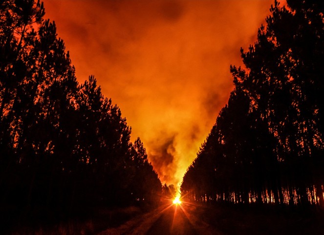 Noticia Radio Panamá | Francia recibe ayuda europea para enfrentar incendios que arrasan miles de hectáreas