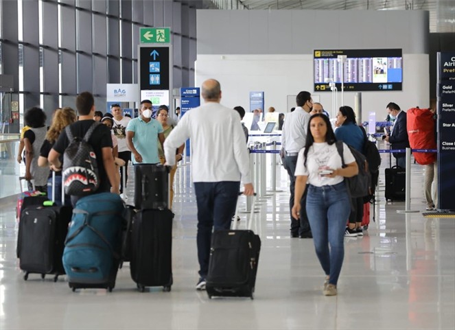 Noticia Radio Panamá | En los siete primeros meses de este año, el Aeropuerto Internacional de Tocumen movilizó a 8 millones 769,966 pasajeros