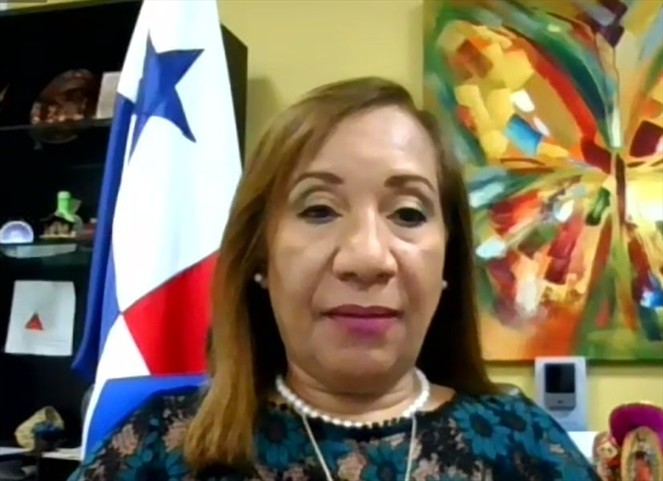 Noticia Radio Panamá | Elvia Lau sobre rebaja de medicinas: ‘Nunca el Gobierno iba a permitir que las farmacéuticas solas afrontaran esto’