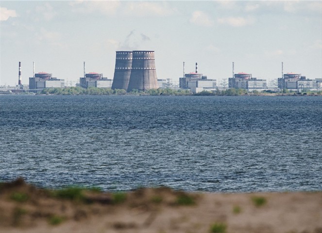 Noticia Radio Panamá | OIEA se dirige a planta nuclear en Ucrania, cuyas fuerzas lanzan contraofensiva en el sur