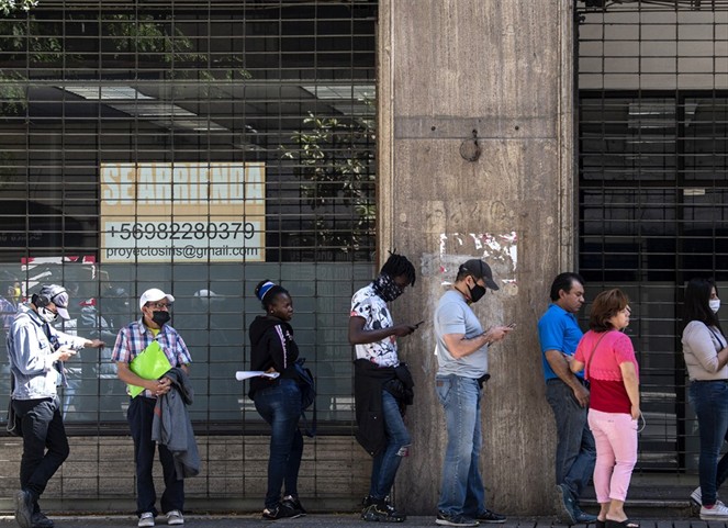 Noticia Radio Panamá | Desempleo en Chile baja a 7,9% en trimestre mayo-julio