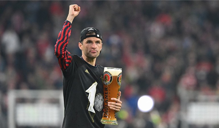 Noticia Radio Panamá | Thomas Müller renueva con el Bayern de Múnich hasta 2024