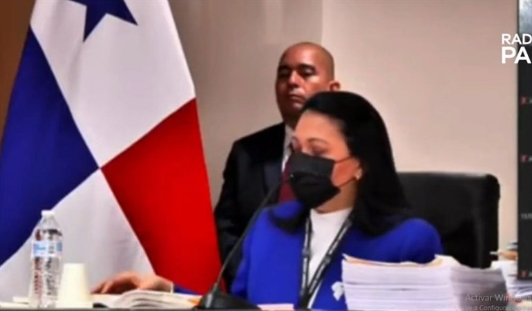 Noticia Radio Panamá | Odebrecht: Jueza Baloisa Marquínez niega incidentes a los abogados defensores, decreta receso hasta las 2:30 pm