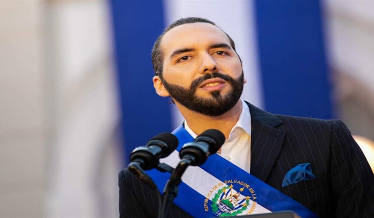 Noticia Radio Panamá | Bukele anuncia que buscará reelección en El Salvador en 2024