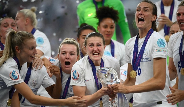 Noticia Radio Panamá | Inglaterra conquista la Eurocopa femenina en casa al ganar 2-1 a Alemania en la prórroga