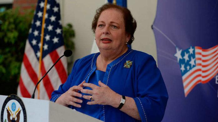 Featured image for “Ratifican a Mari Carmen Aponte como nueva Embajadora de EE. UU. en Panamá”