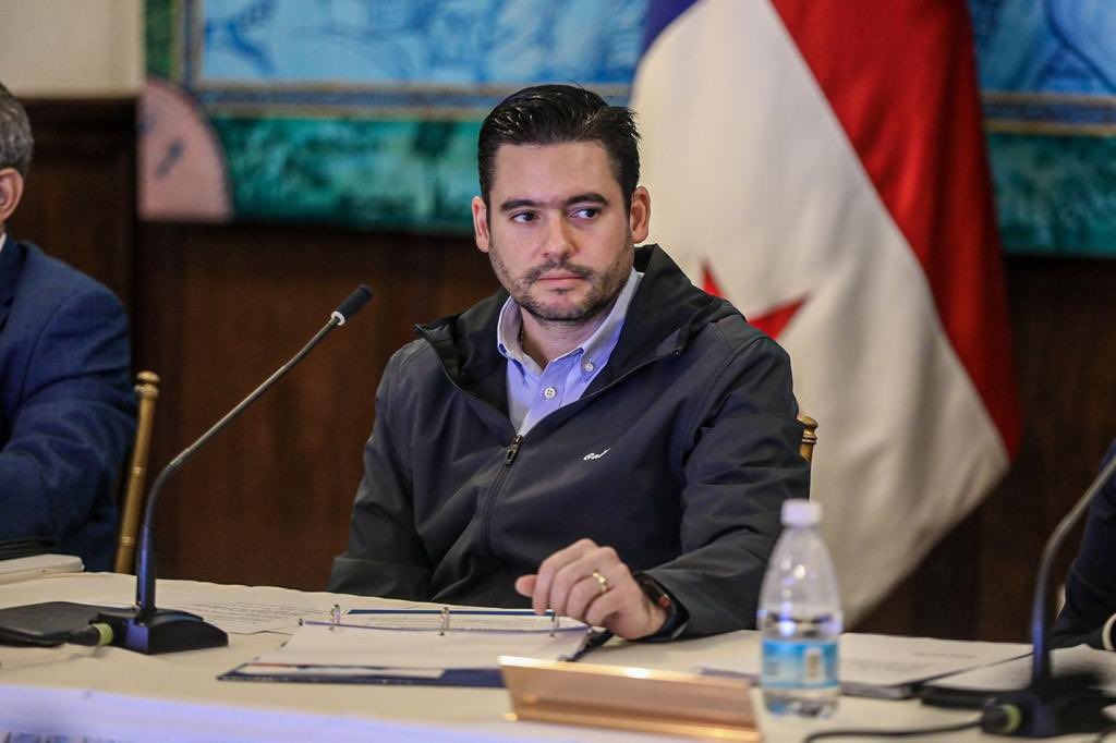 Noticia Radio Panamá | Vicepresidente José Gabriel Carrizo llama a un equilibrio que no perjudique la sostenibilidad económica