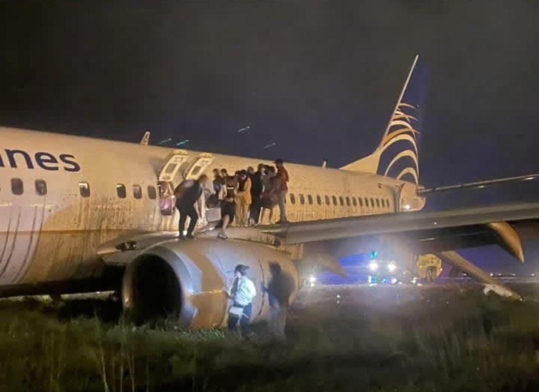 Featured image for “Avión de Copa Airlines se sale de la pista de aterrizaje en Tocumen; no hay heridos”