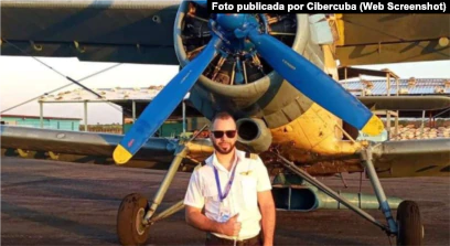 Piloto cubano roba una avioneta rusa de fumigación del año 1940 y escapa hacía Estados Unidos