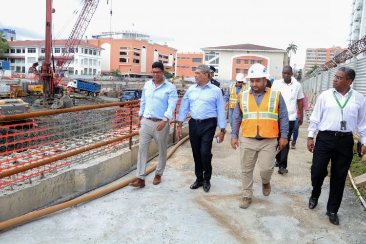 Noticia Radio Panamá | Minsa presiona a Acciona Construcción, S.A., para que agilice trabajos del nuevo Hospital del Niño