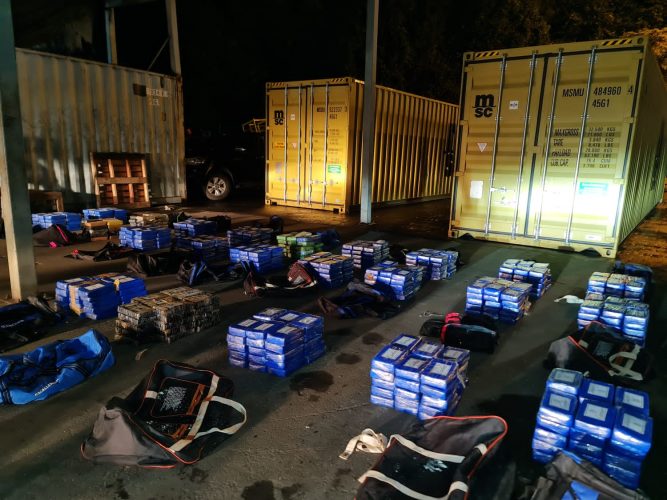 Incautan 675 paquetes de presunta droga en el puerto Rodman