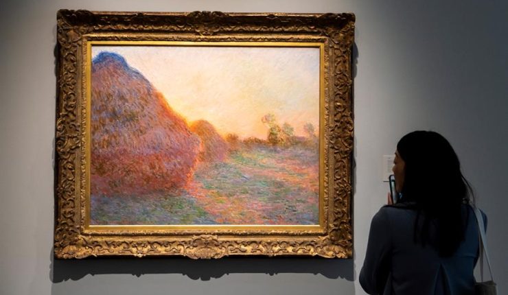 ¿Se volverá una tendencia? Activistas climáticos lanzan puré de papa a obra de Claude Monet en Alemania