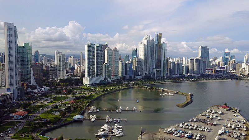 Moody’s mantiene el grado de inversión de Panamá en Baa2 y cambia la perspectiva negativa