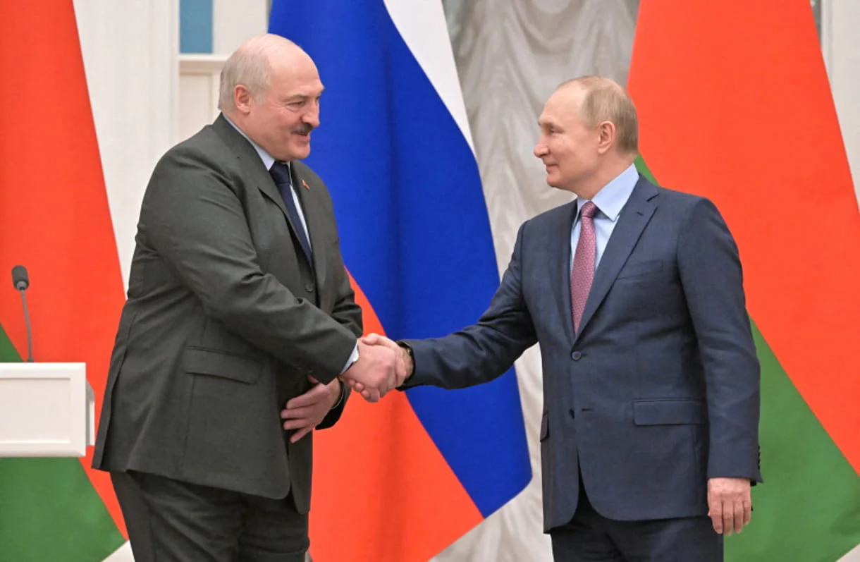 Rusia presiona para que Bielorrusia se una a la guerra contra Ucrania