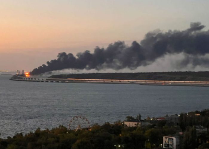 Featured image for “Rusia detiene a 8 personas por la explosión del puente de Crimea”
