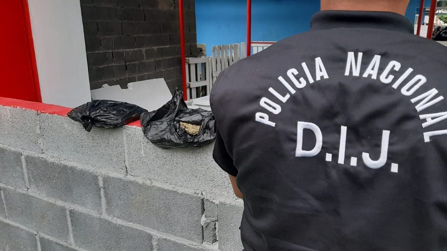 Noticia Radio Panamá | Capturan a dos personas en la ‘Operación Tridente’, desarrollada en la 15 pisos de El Chorrillo