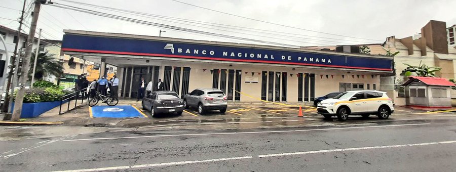 Noticia Radio Panamá | Decretan detención provisional para 4 exfuncionarios del Banconal por hurto