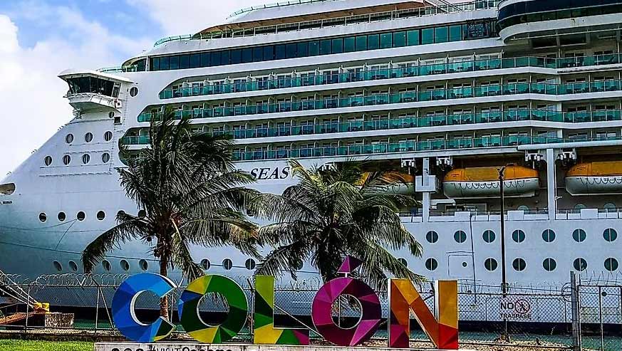 Noticia Radio Panamá | Temporada de Cruceros 2022-2023 arranca con buen pie, Panamá recibe dos embarcaciones