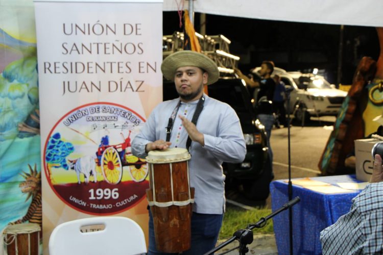 Noticia Radio Panamá | Santeños de Juan Díaz inician festividades del 10 de Noviembre con concurso de tamborito
