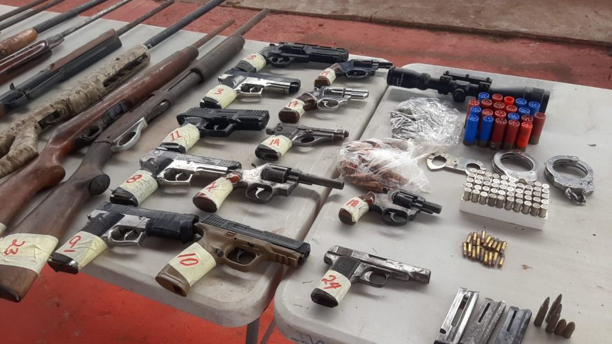Featured image for “En Chiriquí entregan 30 armas de fuego y más de 150 municiones por vales”