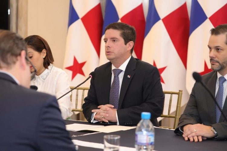 Featured image for “Gobierno y Minera Panamá inician conversaciones para formalizar la firma de nuevo contrato”
