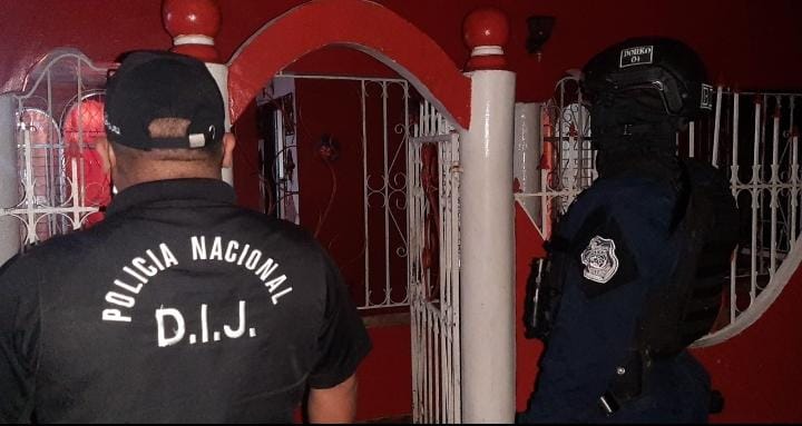 Noticia Radio Panamá | Policía Nacional realiza diligencias de allanamiento en Arraiján y Chorrera