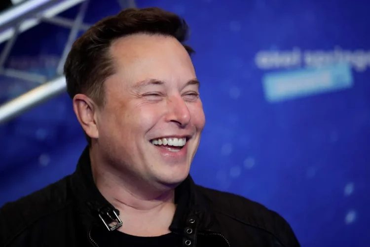 Featured image for “Elon Musk asegura que Twitter está batiendo récords de nuevos usuarios y minutos de uso”