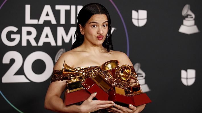 Noticia Radio Panamá | Rosalía se impone a Bad Bunny y se queda con el Latin Grammy a mejor álbum del año con «Motomami»