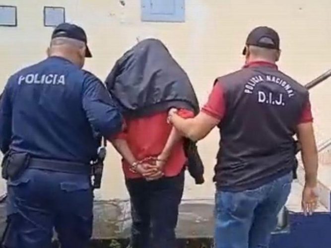 Noticia Radio Panamá | Imputan cargo a un hombre de 38 años por el delito contra los animales domésticos