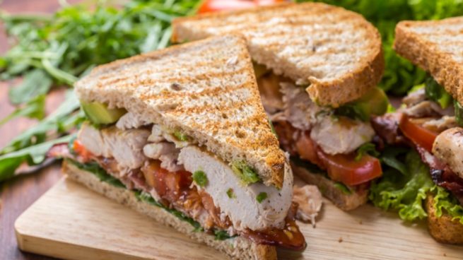 Featured image for “Sandwich de pavo, una rica opción para el desayuno navideño”