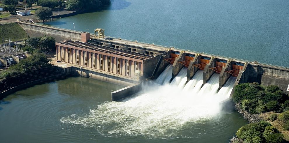 Noticia Radio Panamá | Abren nueva carrera de Ingeniería en Hidrología y Recursos Hídricos