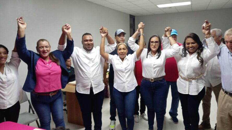 Noticia Radio Panamá | «Vamos a Sacar al dictador de Cambio Democrático», Yanibel Ábrego