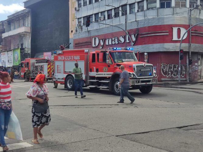 Noticia Radio Panamá | Se incendia apartamento del edificio Dynasty
