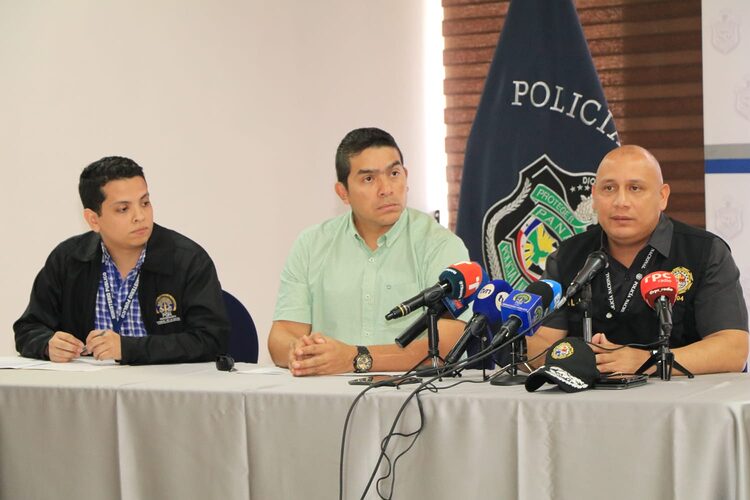 Noticia Radio Panamá | Detienen a varias personas tras 15 allanamientos en distintos puntos del país