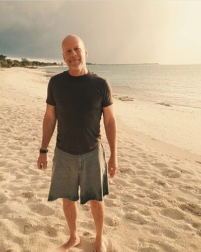 Noticia Radio Panamá | ¡Duro de Matar! Bruce Willis padece de demencia frontotemporal