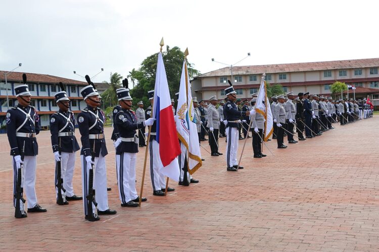 Noticia Radio Panamá | Policía Nacional gradúa a 90 nuevos subtenientes