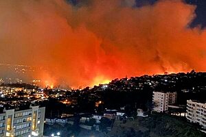 “Incendios forestales en Chile cobran la vida de unas 22 personas”