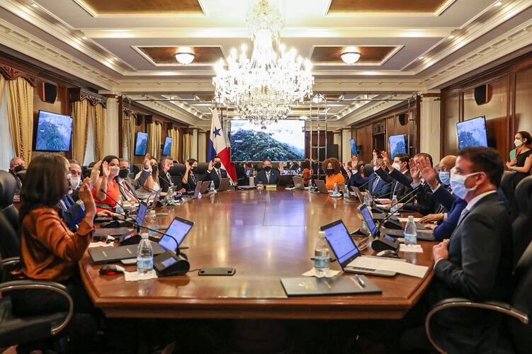 Featured image for “Gobierno mantiene su firme posición sobre firma de acuerdo con Minera Panamá”