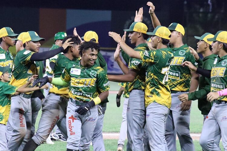 “Panamá Oeste se coloca a un triunfo de ganar el Campeonato del Béisbol Juvenil”