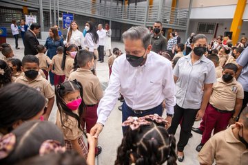Noticia Radio Panamá | Presidente Cortizo inaugura Escuela República de Italia en el inicio del año escolar 2023