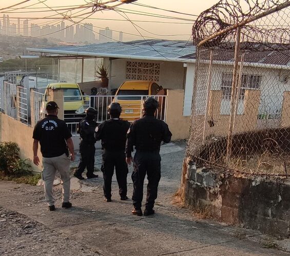 Noticia Radio Panamá | Caen once presuntos pandilleros miembros de Chacales de Nuevo Ditroit, una de las pandillas más violentas del país