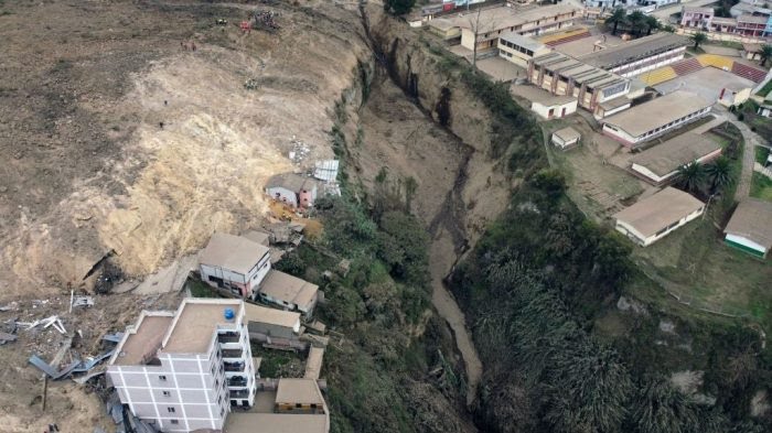 Featured image for “Ecuador ajusta el número de muertos tras deslaves, son 7 fallecidos y no 16”