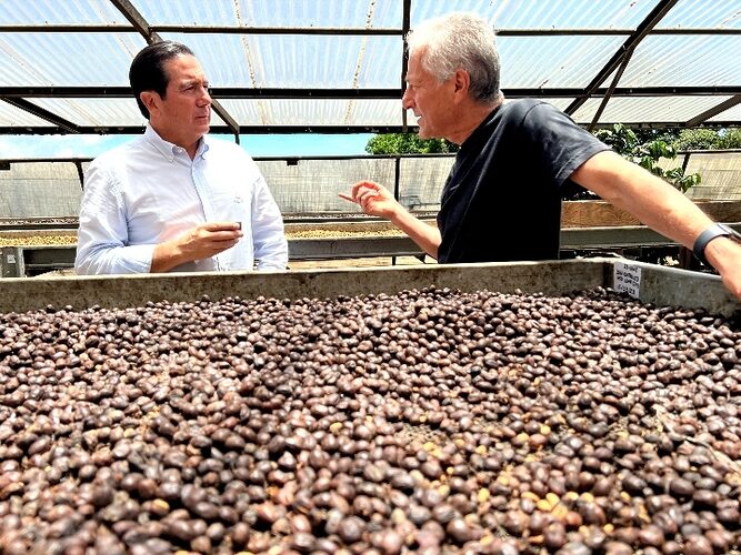“Martín Torrijos asegura que transformará el agro para generar empleos”