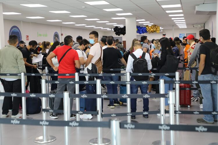 Noticia Radio Panamá | Más de 4.2 millones de pasajeros pasaron por Tocumen en el primer trimestre de 2023